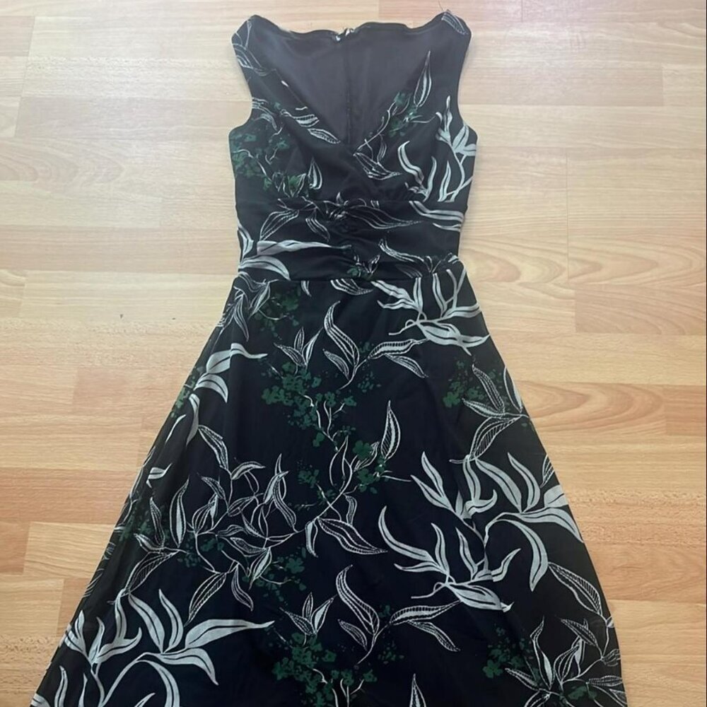Le Chateau V-Neck Black Summer Dress w/ Tropical Woods Leaves Detailing